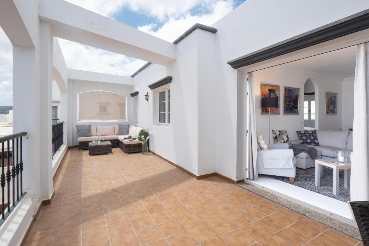 Comfortable And Modern Apartment Next To The Avenida Central In Tias Bagian luar foto