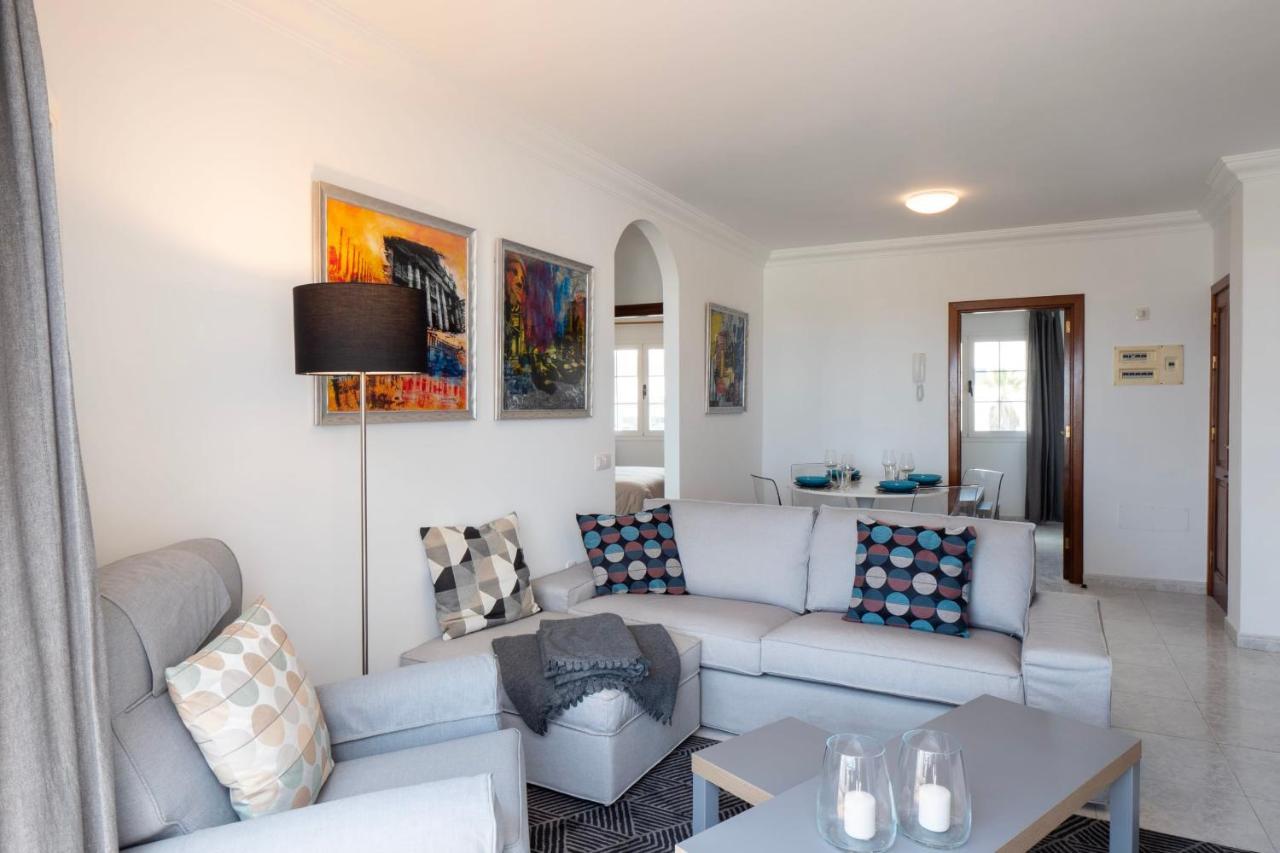 Comfortable And Modern Apartment Next To The Avenida Central In Tias Bagian luar foto